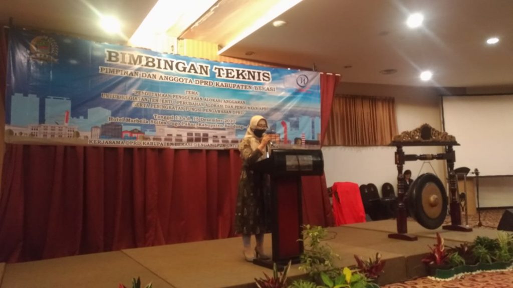Kepala LP2M Membuka Bimtek Pimpinan dan Anggota DPRD Kabupaten Bekasi